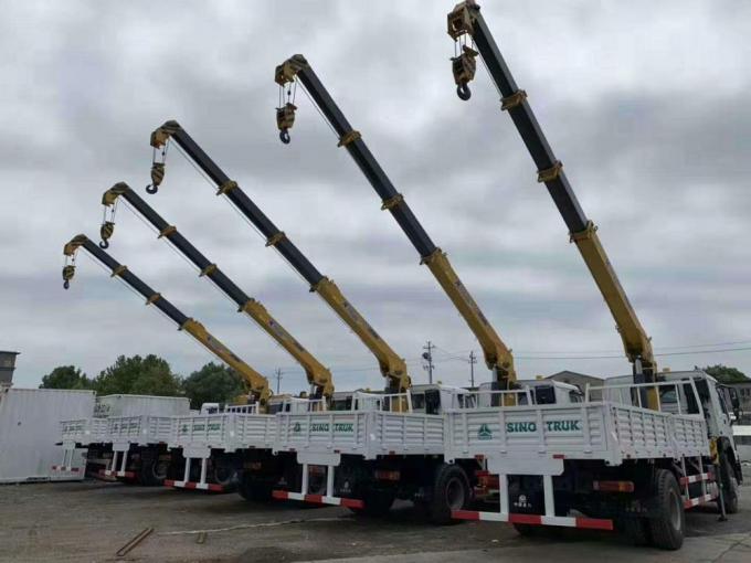 12 Span Mounted Crane Boom Truck / HOWO 4x2 290hp 15 Ton Hydraulic Arm