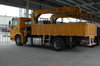 Mini 4x2 5 Ton Truck Mounted Hydraulic Crane , Telescopic Mobile Crane ZZ116M4611W Chassis