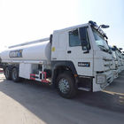 White HOWO 20000L 6×4 Oil Tanker Truck Diesel Fuel Type Manual Transmission