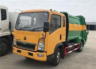 HOWO 4X2 8m3 Garbage Compactor Truck  / 5 Ton Compressed Garbage Truck
