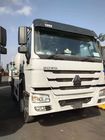 HOWO 6X4 6 CBM Concrete Mixer Truck With HW76 Cabin And ZF Steering ZZ1257N3241W