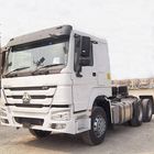 ZZ4257N3241W Sinotruk Howo Tractor Trailer Truck Heavy Weight 6 - 8L
