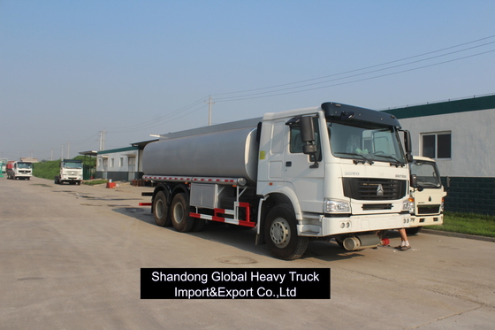 HOWO 4X2 Fuel Truck 8m3 8000 Liters Diesel  Oil Fuel Tanker Truck For Sale