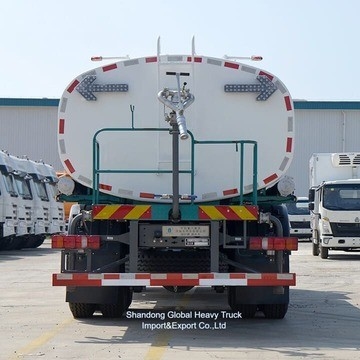 Sinotruk HOWO 6X4 Water Tanker Truck 18000L 20000L 20tons Water Spraying Sprinkler Tanker Truck