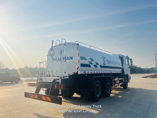 Sinotruk 3000liter Water Tanker Sprinkler Truck For Water Transporting And Road Cleaning