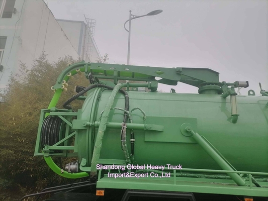 Sinotruk 371HP 18000L Vacuum Sewage Suction Tanker Truck Factory Price