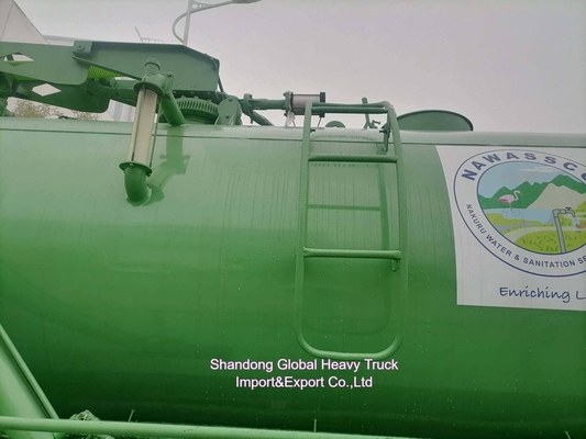 HOWO 371HP 6*4 New Condition Sewage Suction Truck for Efficient Collection