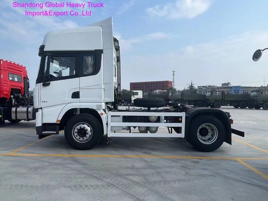 Heavy Duty 380 420HP Shacman F3000 Tractor Truck with 10/12-Speed Manual Transmission and Sleeper Cabin