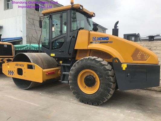 Official Compactor China 14ton Heavy Self-Propelled Vibratory Roller Xs143j in Algeria 