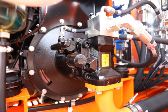 Lonking 6 Ton Hydraulic Mini Excavator with 15.4kw/2400rpm Power and 5900*2000*2600 mm Compact Size