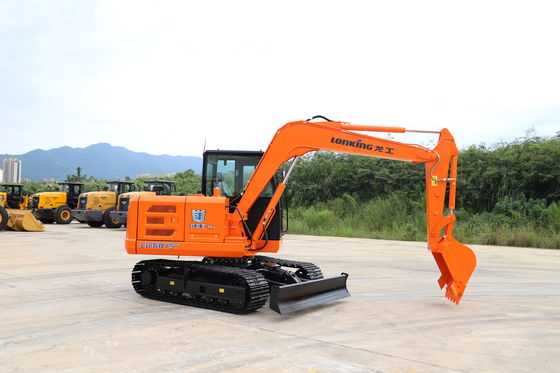 7.68 Ton Hydraulic Crawler Excavator with Enclosed Cab and 0.25-0.30 m³ Bucket Capacity