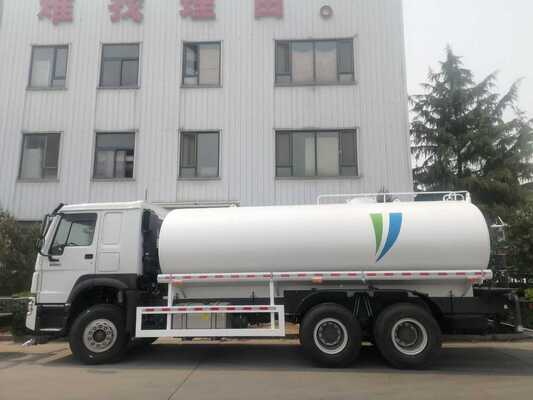 HOWO 10 Wheels Water Tanker Truck with 16000L-24000L Capacity 6×4 Drive Type and Sinotruk HOWO Chassis