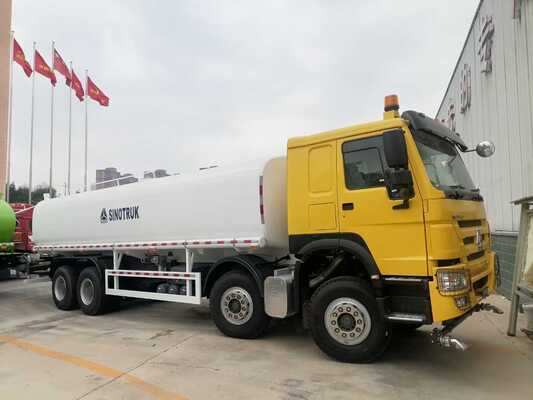 Sinotruk HOWO 8×4 Drive Wheel Water Tanker Truck with Carbon Steel Tank and 10 Cubic Meters Capacity