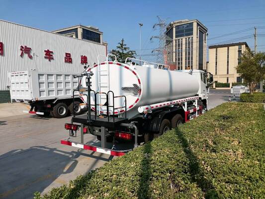 Brand New Sinotruk HOWO TX/NX 6×4 Sprinkler Water Tank Truck with 20t Load Capacity and Stainless Steel Tank