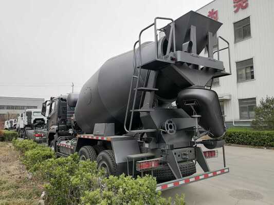 HOWO CNG Concrete Mixer Truck with 6-10 m³ Drum Capacity and 6×4 Drive Mode Powered by CNG 336-371 HP Engine