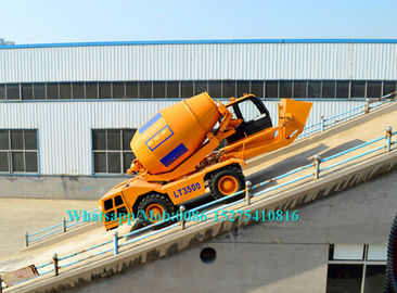 Computerized Road Construction Equipment , Small Concrete Mixer Machine All Wheel Drive