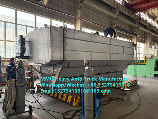 Safety mixing and charging multi-functional heavy ammonium oil explosives Truck 15/20/25Ton Heavy Emulsion ANFO Truck MMU MEMU Russia/Kazakhstan/Uzbekistan/Indonesia/Guinea Mining Blasting Service