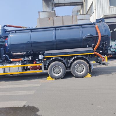HOWO 15CBM Vacuum Sewage Suction Truck with 6*4 Drive Wheel and 251-350hp Horsepower for Septic Tank Cleaning