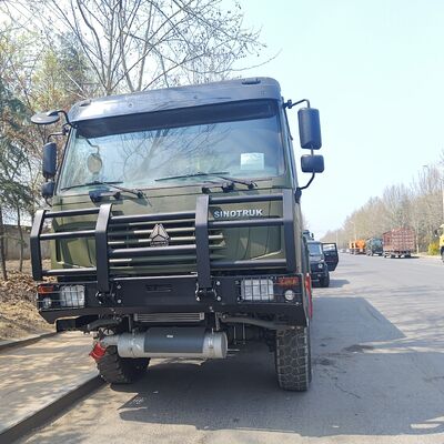 HOWO 8×8 60000L Fuel Tank Truck with 371HP Engine for Heavy Duty Fuel Transportation
