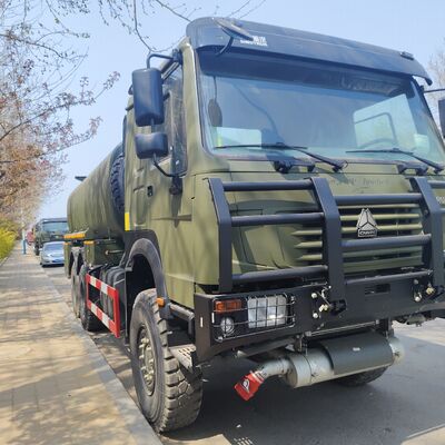 HOWO 6x6 Fuel Tank Truck with 6x6 All-Wheel Drive, 15,000L - 25,000L Capacity, and SINOTRUK Diesel Engine for Off-Road Fuel Transportation