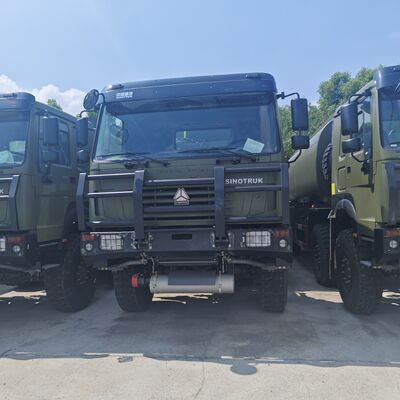 HOWO 8×8 Fuel Tank Truck with 30000L Capacity and 371HP Engine for Heavy Duty Fuel Transport