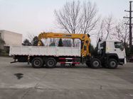 Red Sinotruk Howo Crane Truck / XCMG Crane 6.3T 8T 10T 12T Heavy Cargo Truck