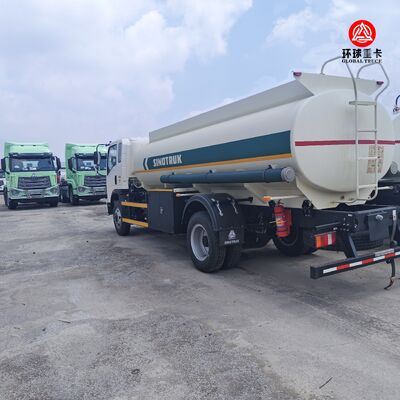 Camion arroseur HOWO TX 6×4 neuf avec citerne personnalisable pour projets miniers et routiers au Congo