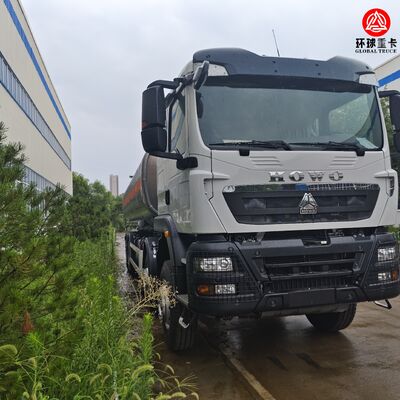 Camión Cisterna de Combustible HOWO TX 8×4 – Camión Tanque de Aluminio SINOTRUK para Transporte de Combustible