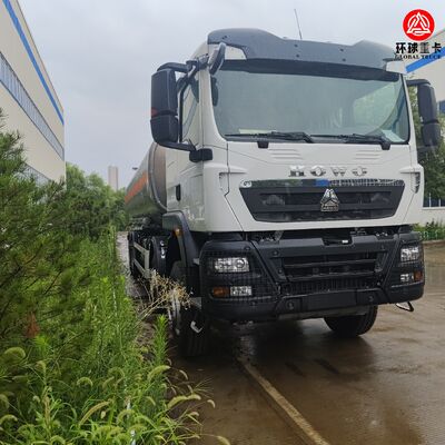 HOWO TX 8×4 Fuel Tank Truck – Heavy Duty SINOTRUK Fuel Bowser for Petroleum Transportation