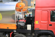 Multifunctional Road Maintenance Equipment Double Conveyor Feeding ZZ3317N4667D1