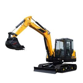 Small Farm 1 Ton 1.5 Ton 2 Ton Mini Crawler Excavator Displacement 1.642 L