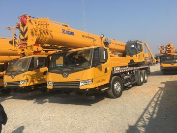 Yellow  QY20G.5 XCMG Telescopic Boom Crane Smarter 20 Ton WD615.92E