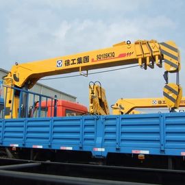 CE 5 T Mini Truck Mounted Boom Crane / 12.6m Tractor Mounted Crane