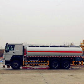 HOWO 6×4 20CBM Refueling Oil Tanker Vehicle 336HP 15001 - 30000L ISO9001