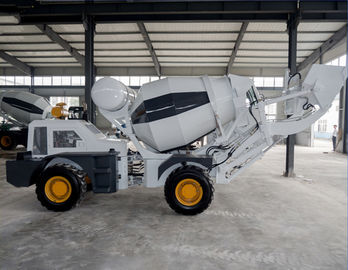 Euro II 1.5 M3 Concrete Construction Equipment With 2300L Drum Easy Operation