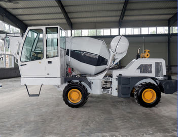 Euro II 1.5 M3 Concrete Construction Equipment With 2300L Drum Easy Operation