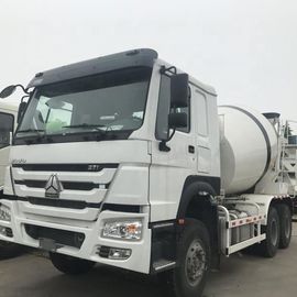 HOWO Diesel Self Loading 10 Cubic Meters 6×4 Concrete Mixer Truck With Q345B Material