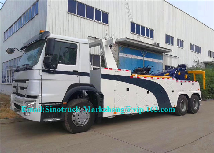 Durable Hydraulic Semi Truck Wrecker , 25-30 Ton City Heavy Recovery Truck