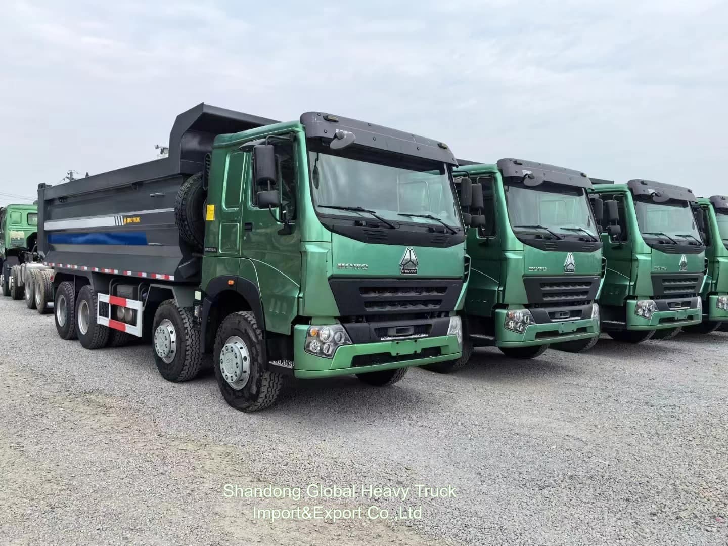 Sinotruck Howo 50ton Dump Trucks 8x4 375hp Euro2 Heavy Duty New and Used Dump Tipper Trucks