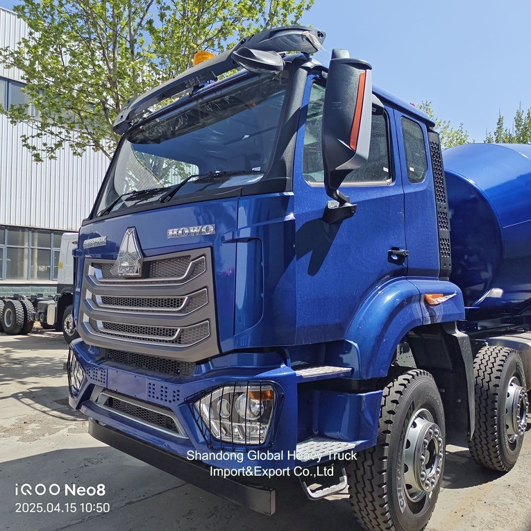 Sinotruck  4X2 6X4 8*4 3-20 Cubic Concrete Mixer Truck Cement Mixing Lorries Truck