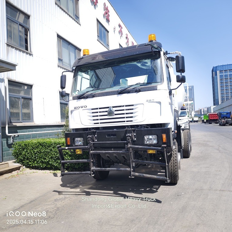 Mixing Mixer 10 Wheels HOWO 6X4 8cbm 9cbm 371HP Concrete Mixer Truck