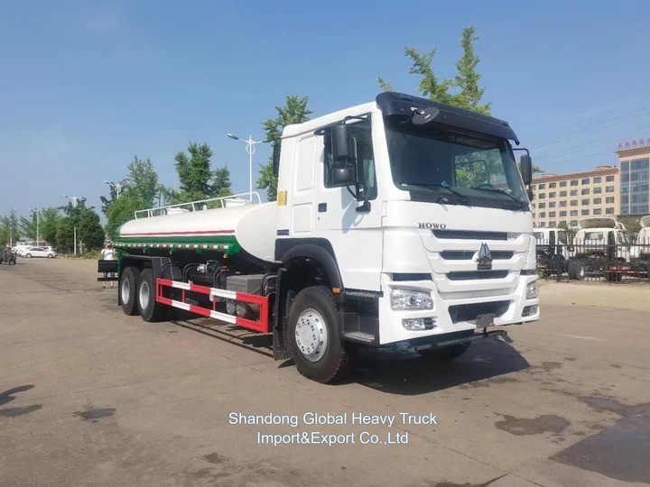 Diesel Manual 5000 Liter Road Street Sprinkler Different Sizes Water Tank Truck