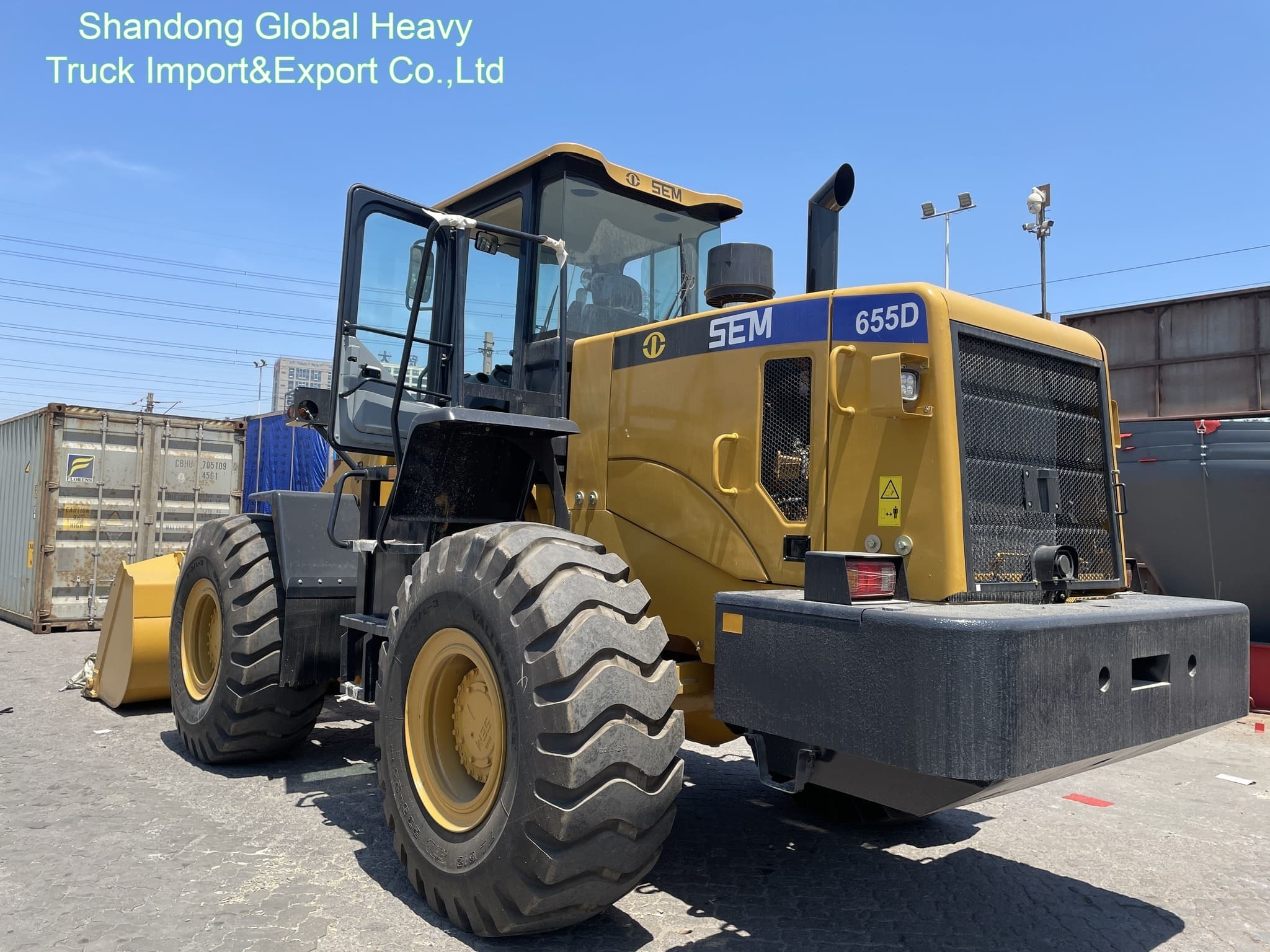 SEM 655D Wheel Loader with 5 Ton Rated Load 162 kW Power and Hydraulic Transmission