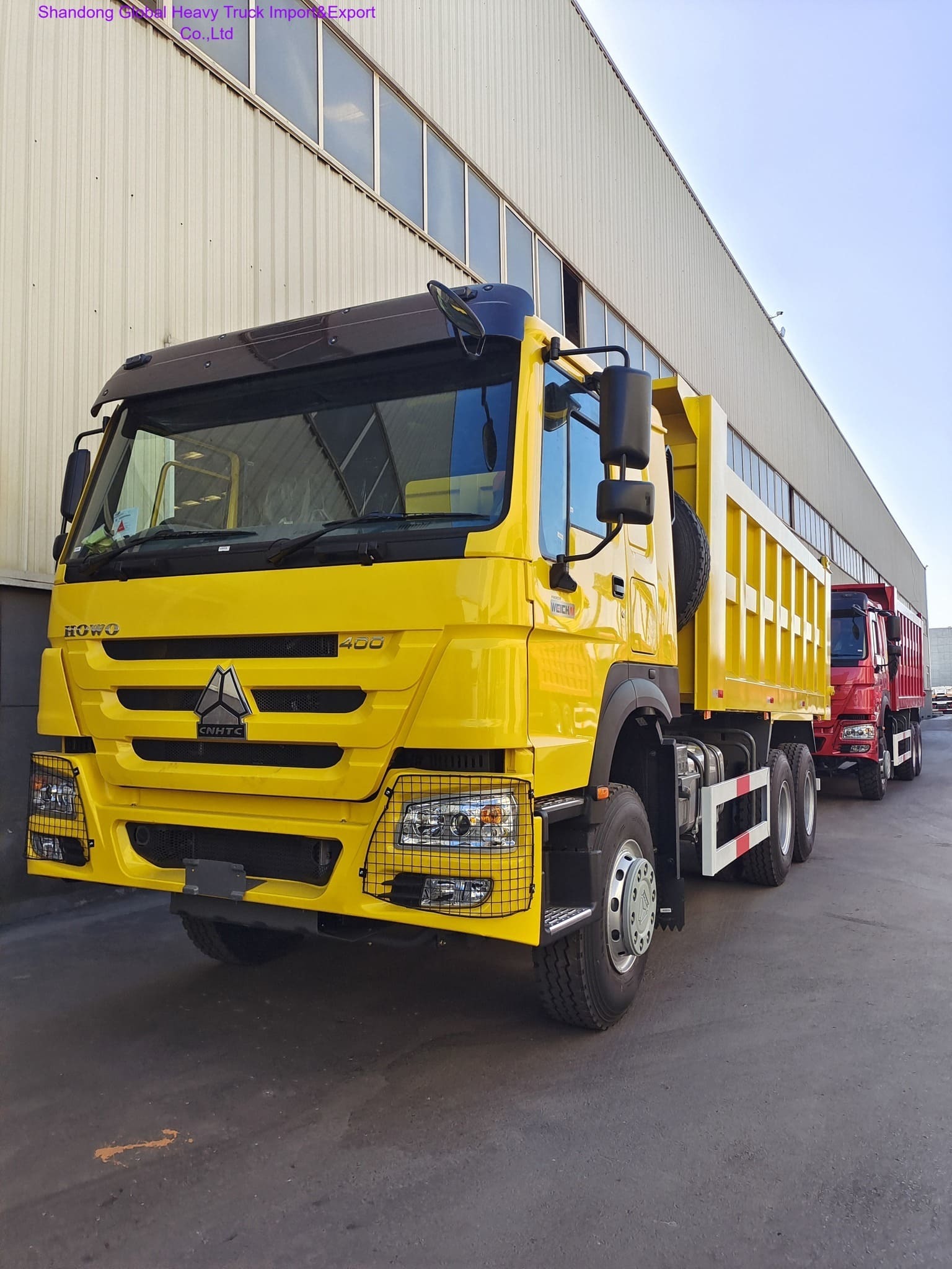 Heavy Duty HOWO Dump Truck 400 HP 35-40 Tons Capacity 8600 ×2300×1500 mm Cargo Box