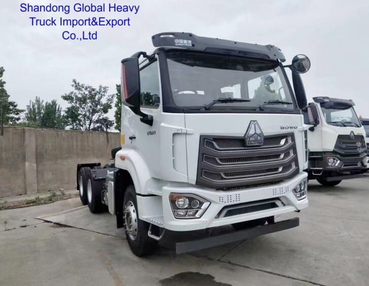 HOWO NX Tractor Truck with 400-600L Fuel Tank 12-Speed Manual Transmission and 10 Wheel Configuration for Heavy-Duty Transport