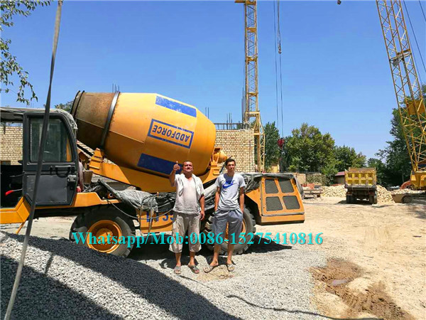 Hydraulic Concrete Construction Equipment Self Loading Mobile Concrete Mixer