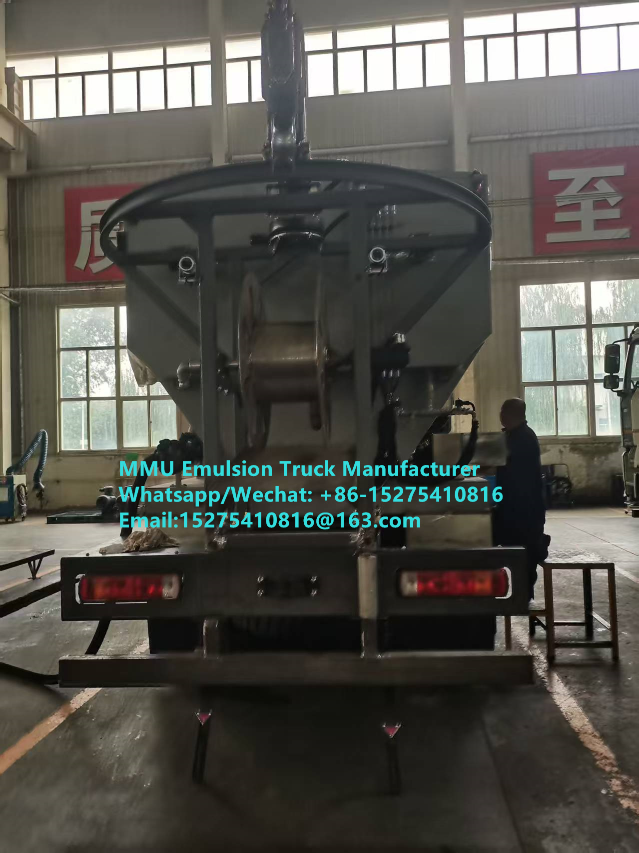 China Top one HOWO 20Ton BCRH-20 mixing and charging machine emulsion Bulk explosive truck Mongolia Mines Blast mobile explosive Manufacturing Unit Kazakhstan Uzbekistan Indonesia Congo DRC MEMU MMU