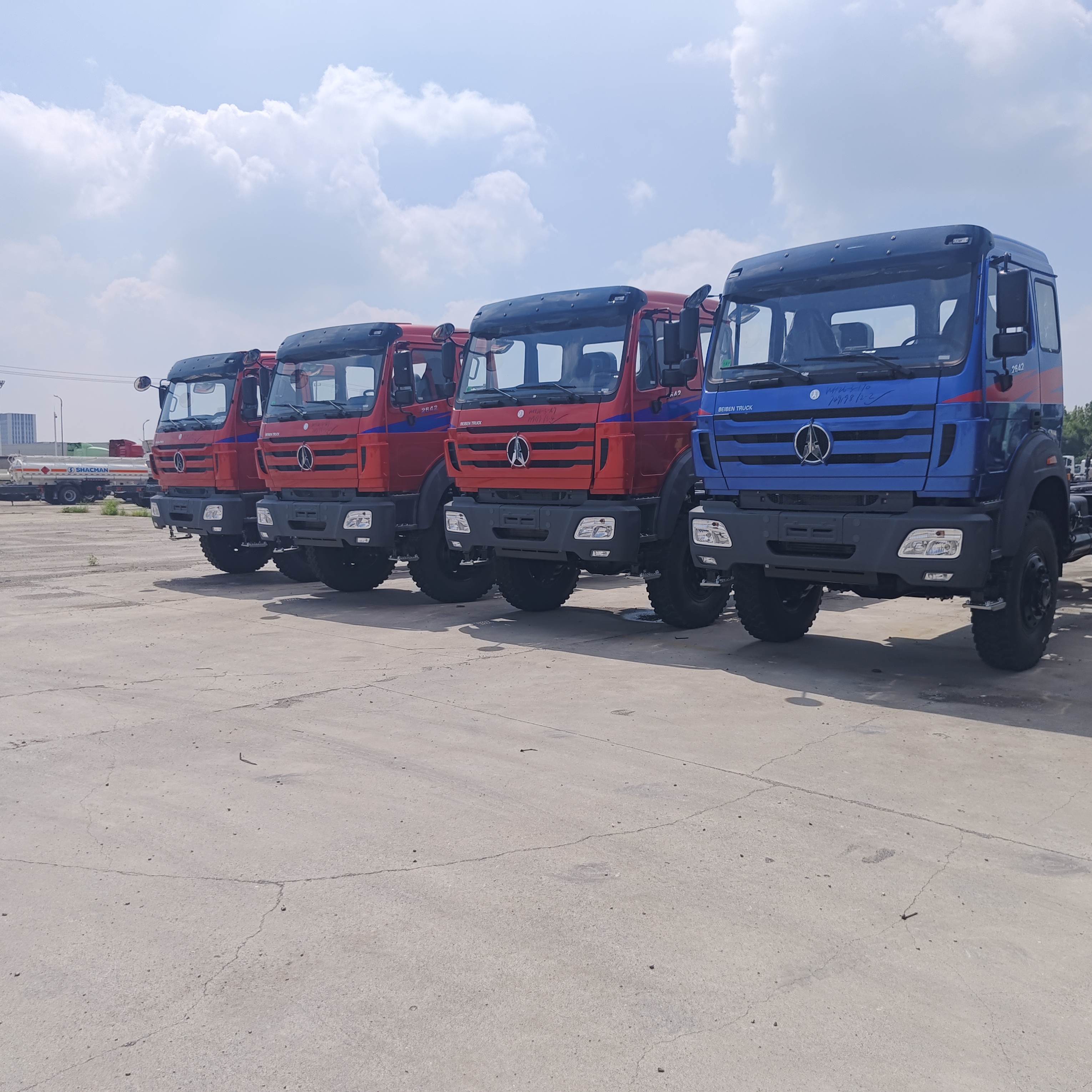BEIBEN 2638 6×4 Heavy Duty Tractor Truck with 380HP WEICHAI Engine and Mercedes-Benz Technology Chassis