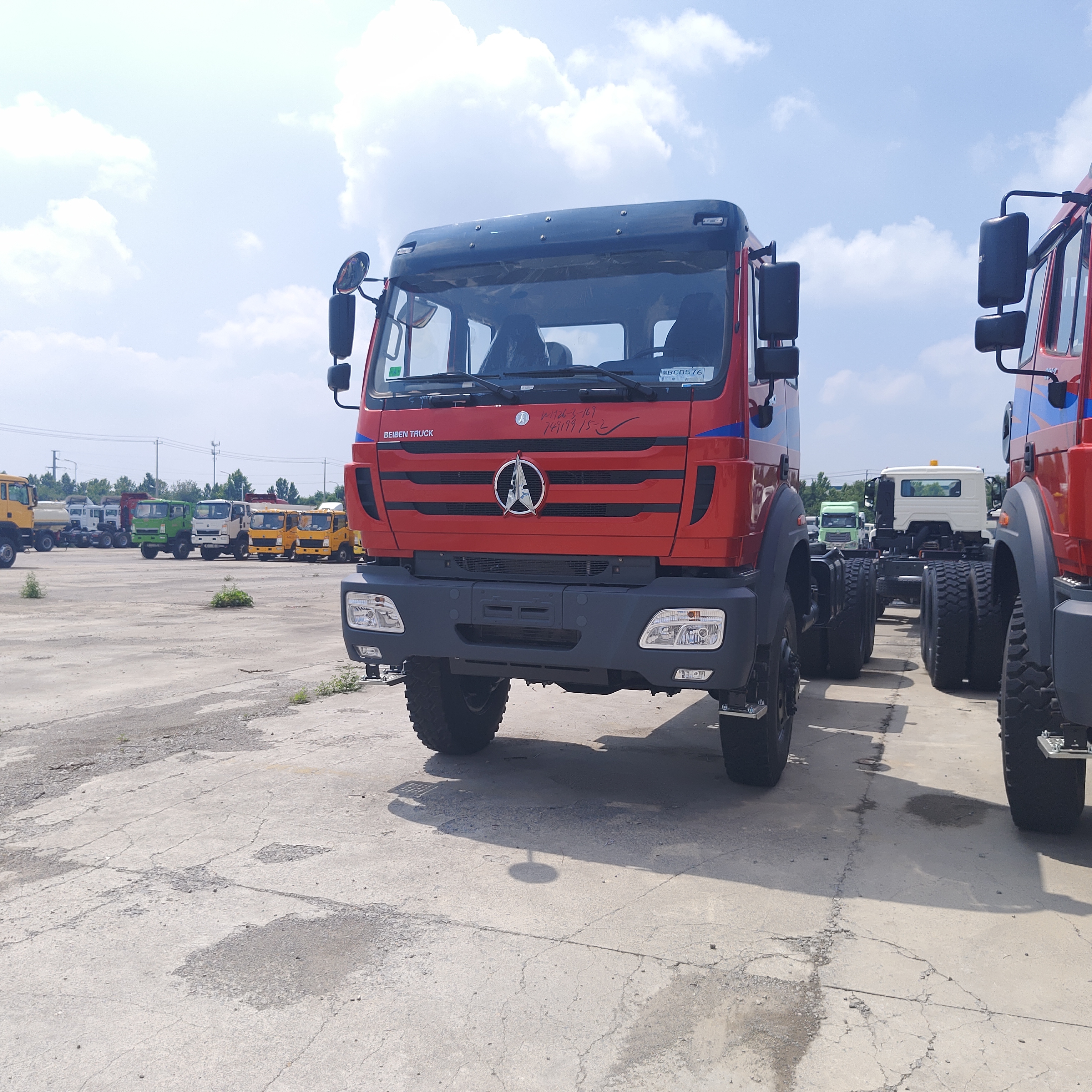 BEIBEN 2638 4×4 Heavy Duty Off-Road Dump Truck with 380HP WEICHAI Engine and Mercedes-Benz Technology Chassis for Mining