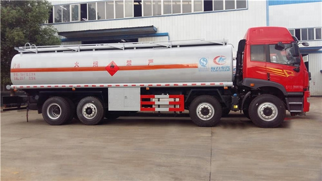 FAW 8*4 336hp 35CBM Diesel Oil Mobile Tanker Truck Aircraft Refueling Manual Transmission Type